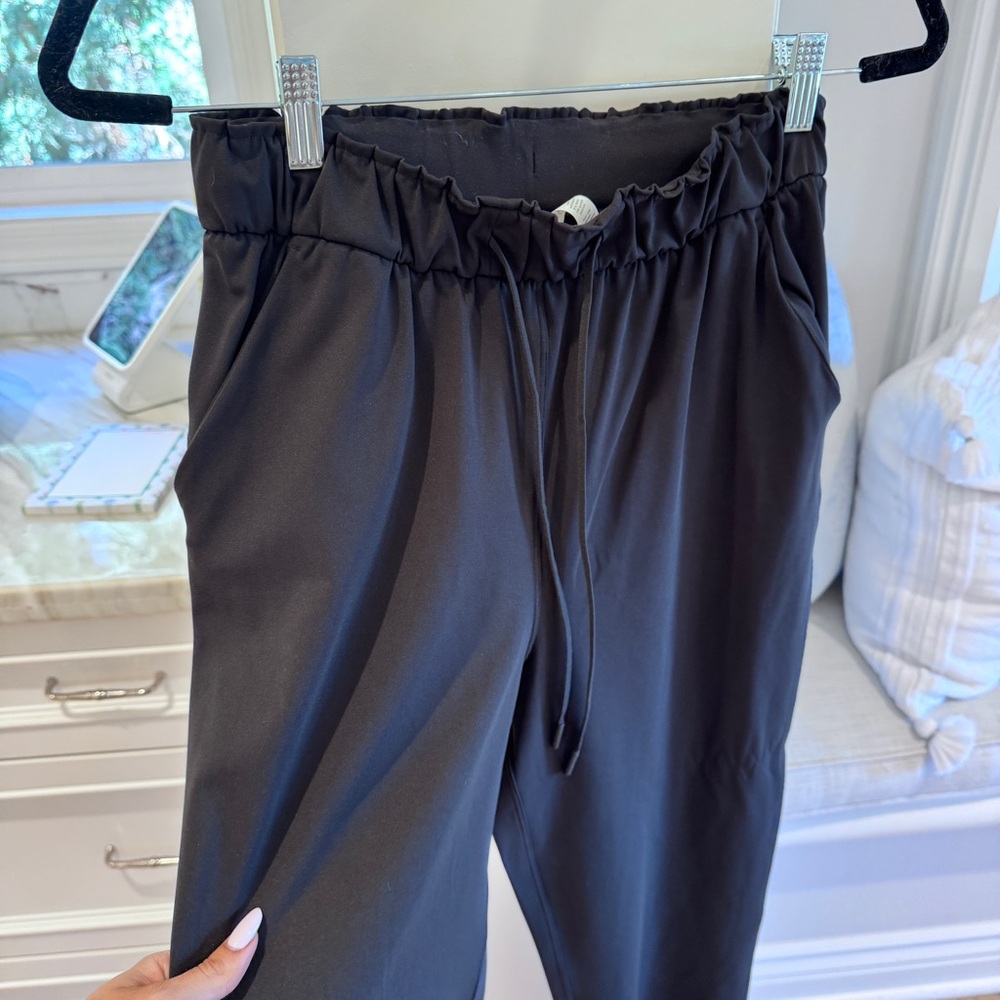 Lululemon Athletica Charcoal Gray Pants